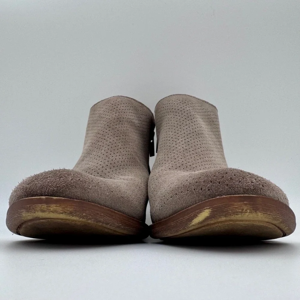 Lucky Brand Basel Perforated Taupe‎ Suede Ankle Booties Womens 9M Boho Western